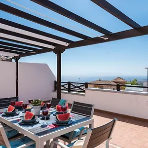 https://1charming-villahuge-terracespoolgardenbbq.tenerifehoteles.net